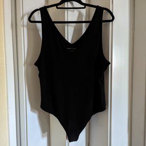 AE Ribbed V-Neck Bodysuit